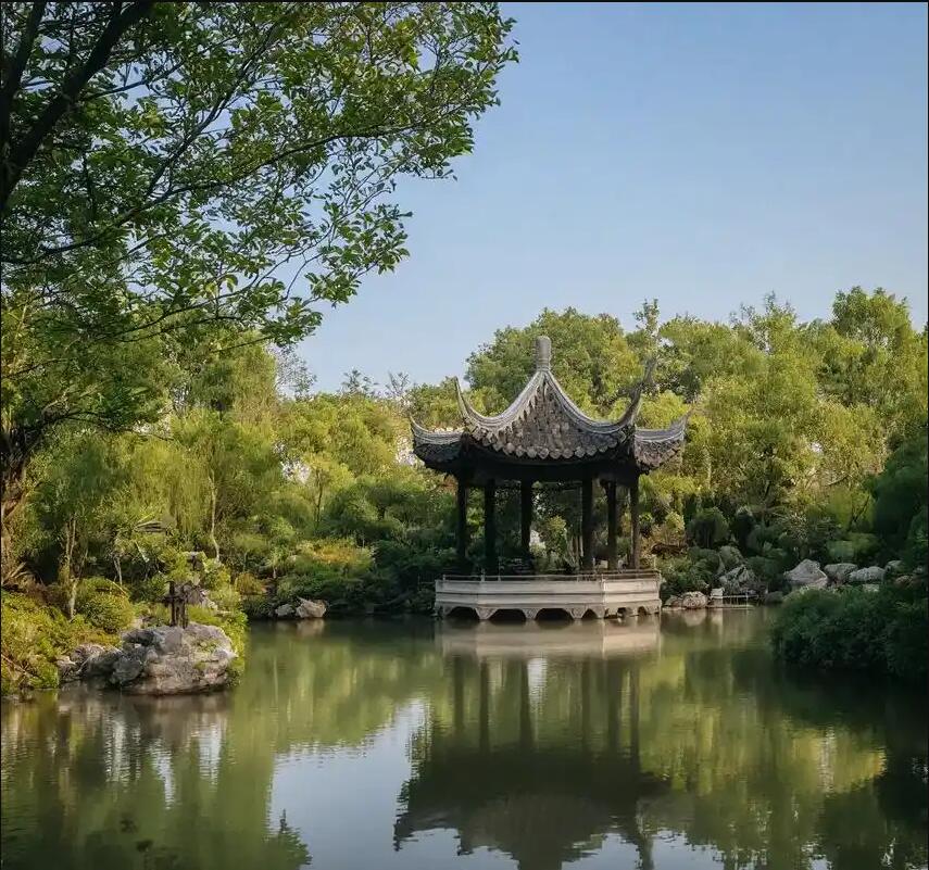 德兴蓝天餐饮有限公司